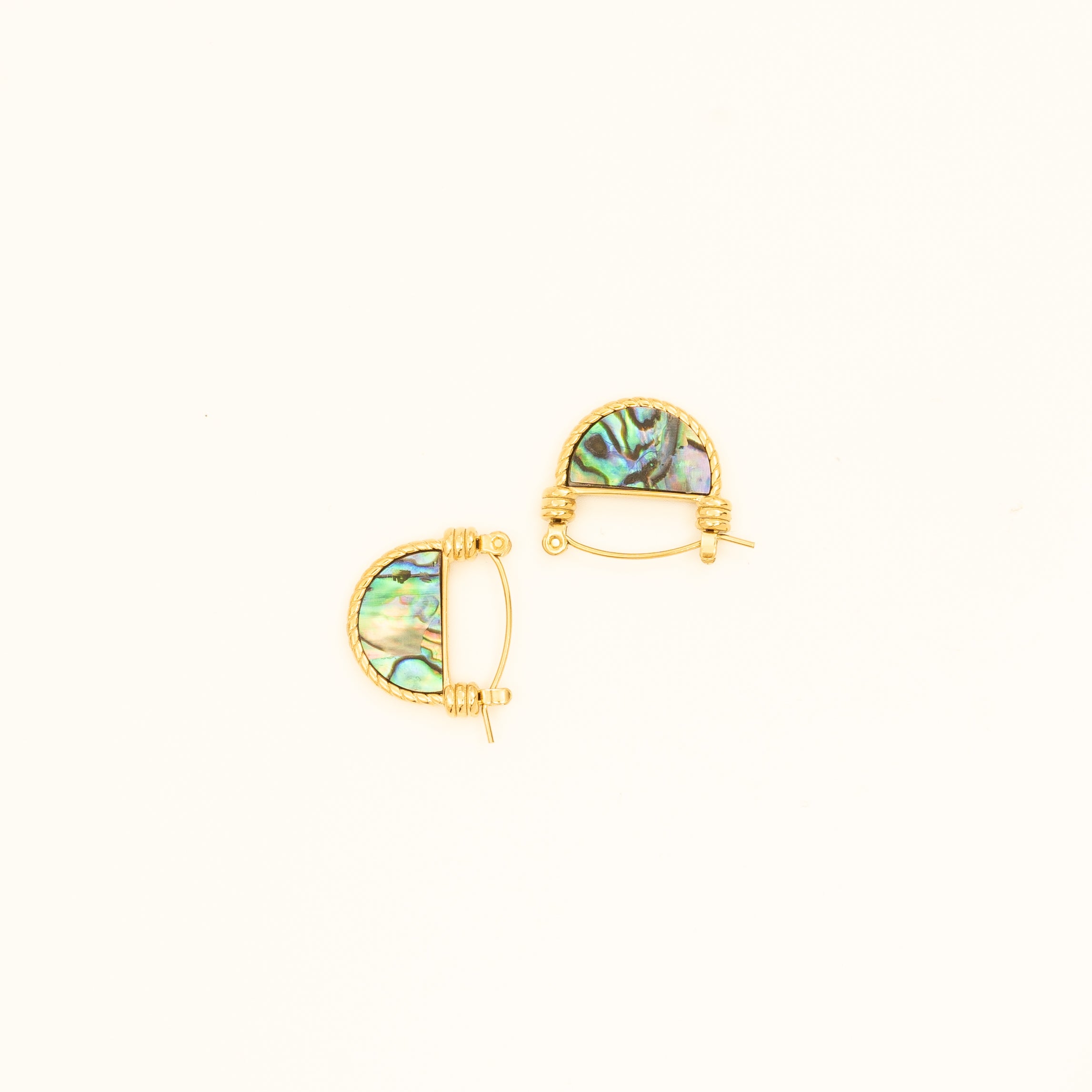 Lagoon Lustre