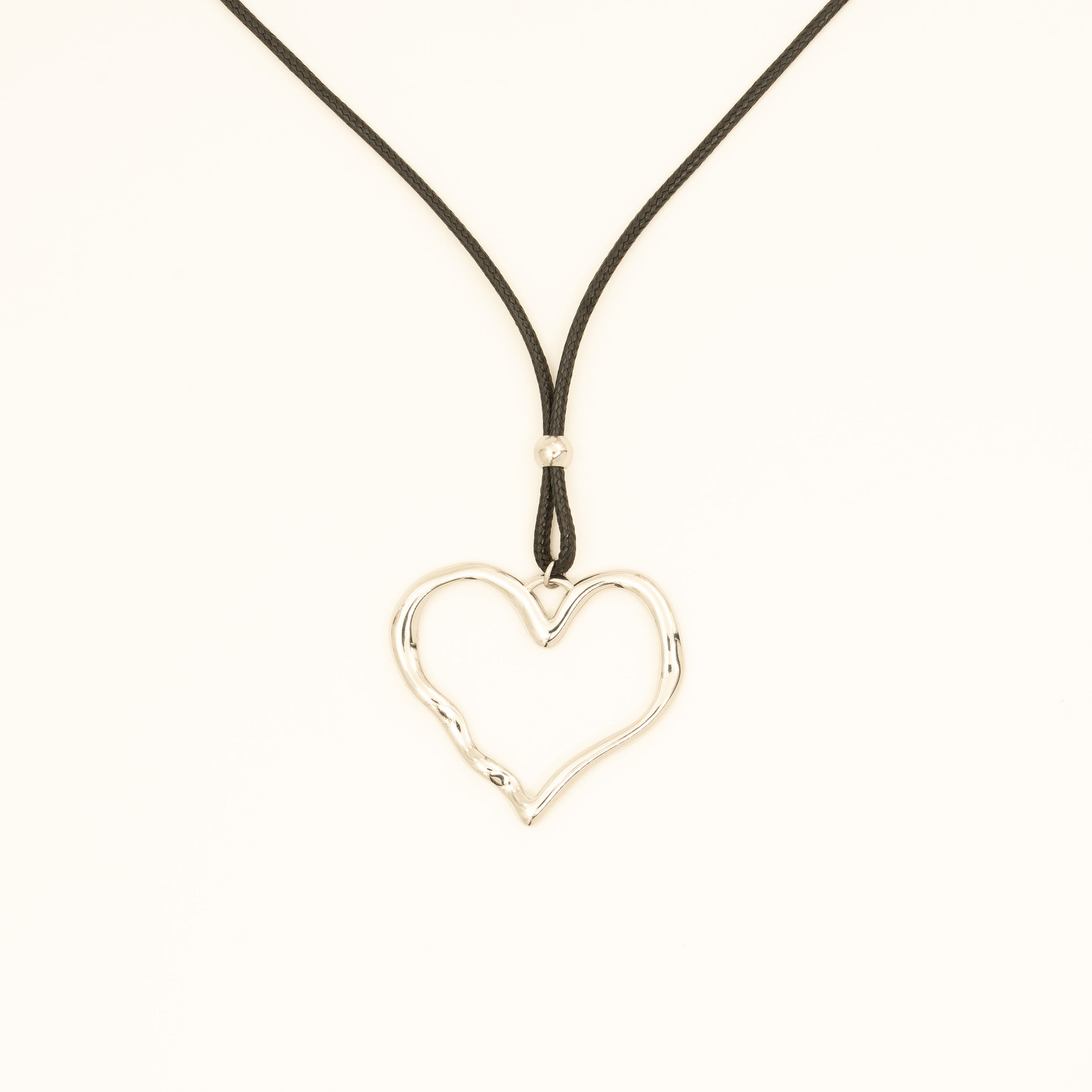 Opalnty Silver nucery