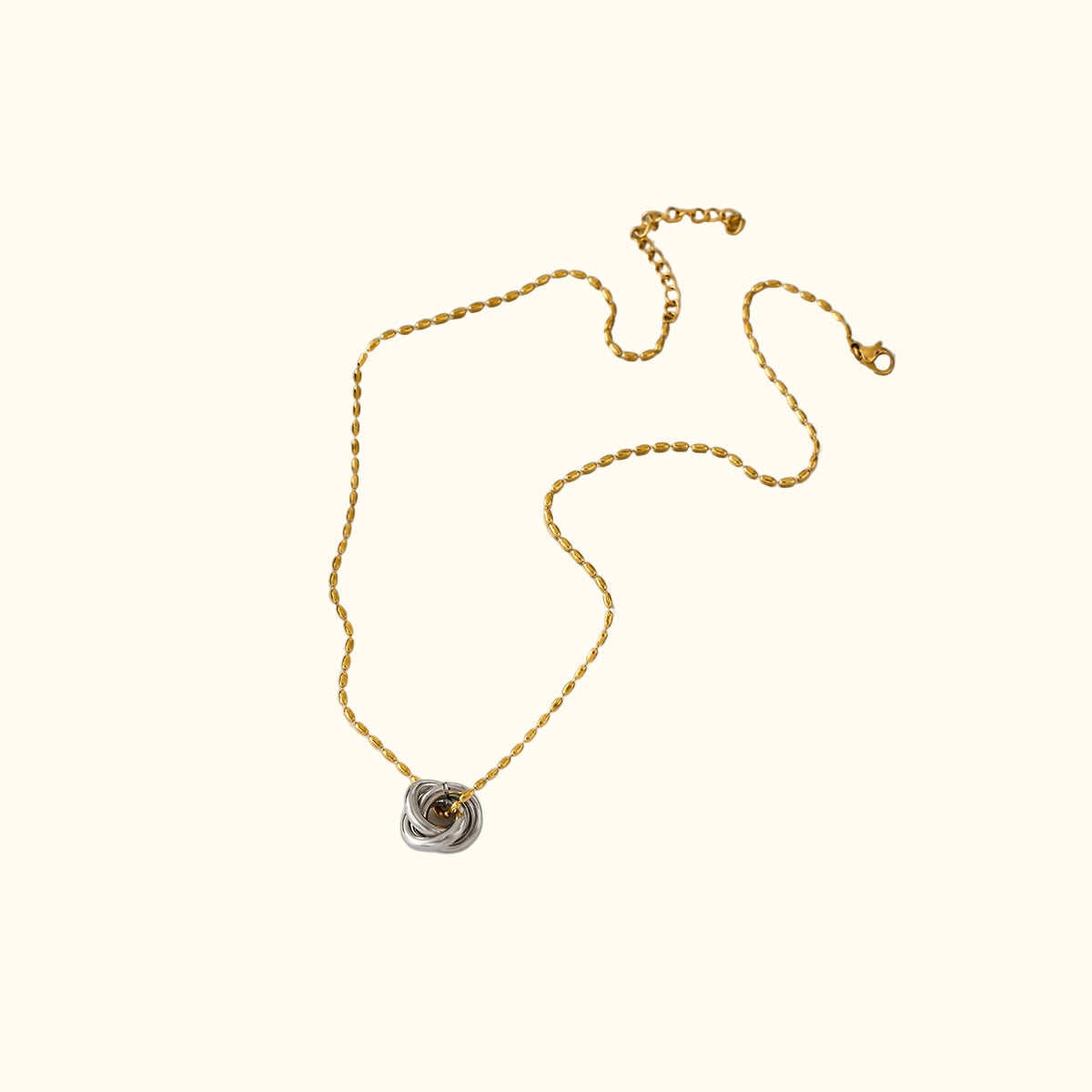 Intertwined Elegance nucery