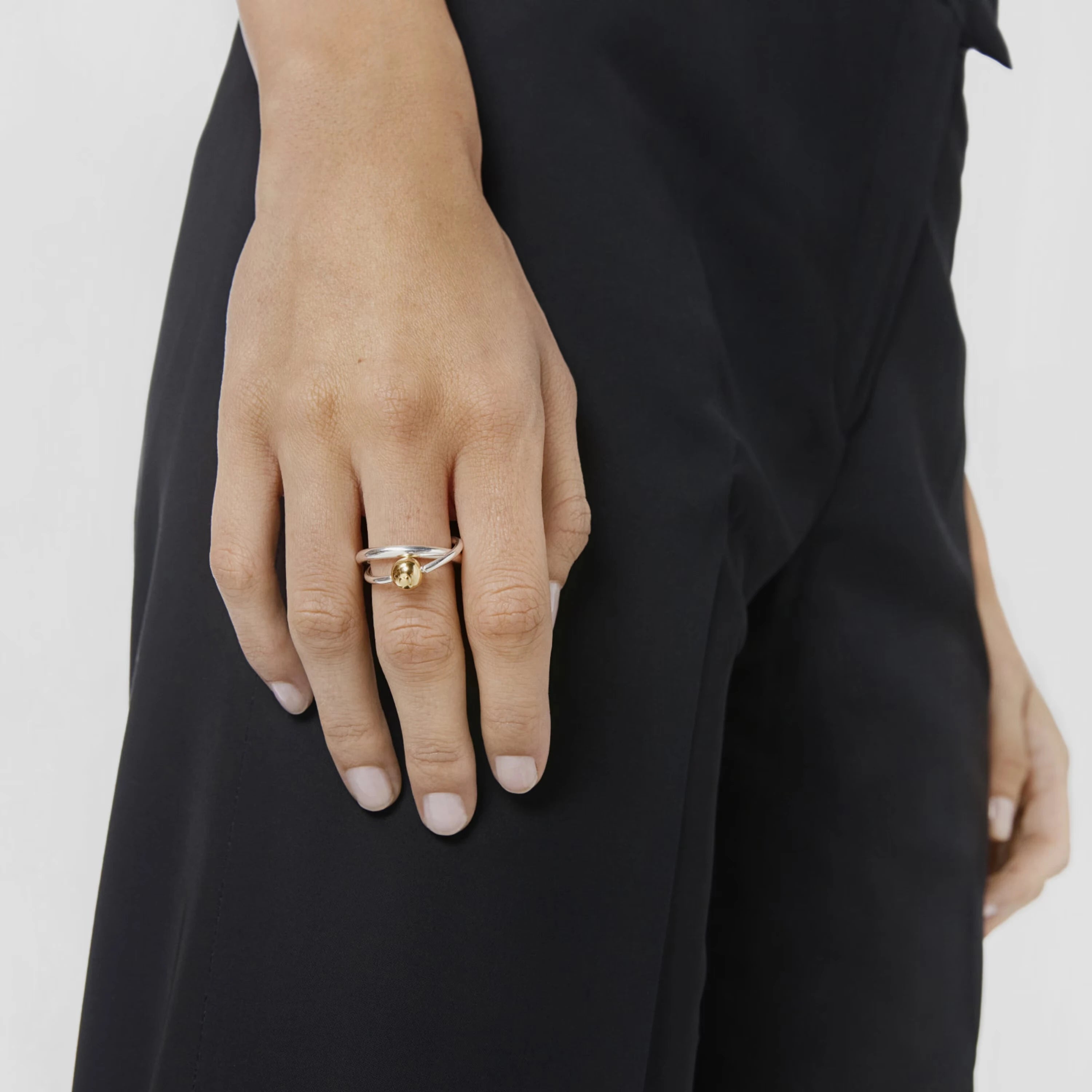 Duo Bead Ring nucery